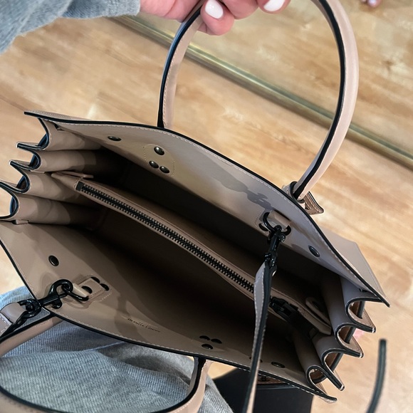 YSL Sac de Jour Baby in Smooth Leather in Pale Pink - Picture 6 of 11